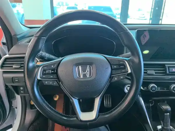 Honda Accord 2022