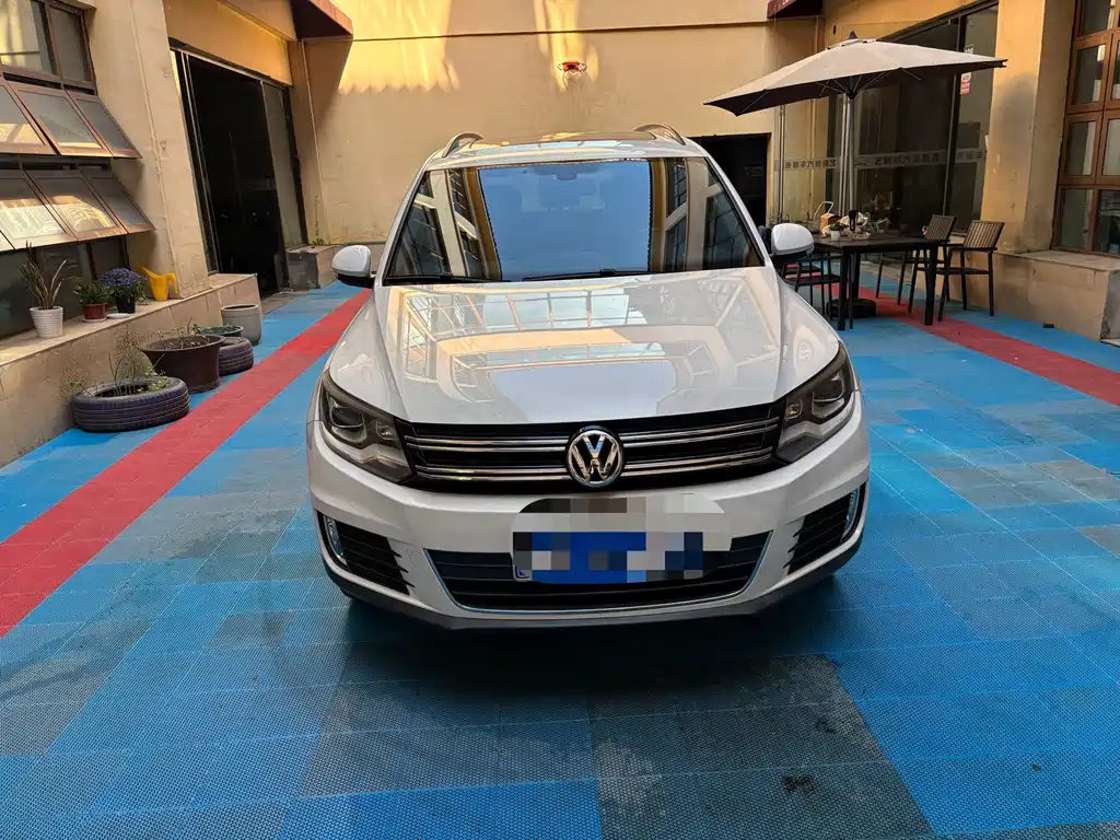 Volkswagen Tiguan 2017 — фото 2