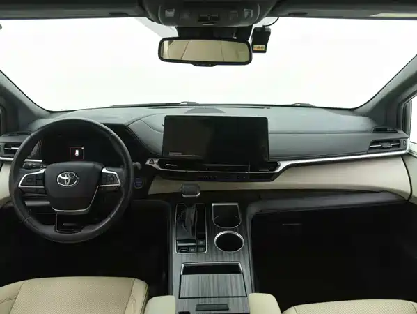Toyota Sienna 2021