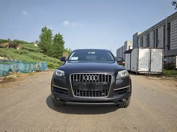 Audi Q7 2011