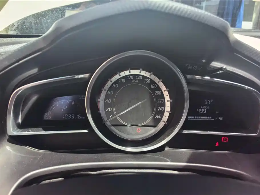 Mazda 3 Axela 2016 — фото 14