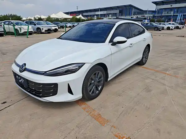 Volkswagen Lamando 2025