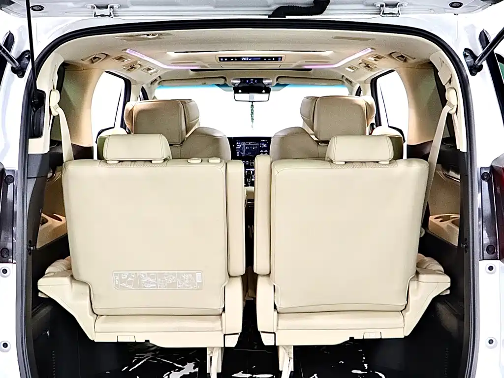Toyota Vellfire 2020 — фото 19