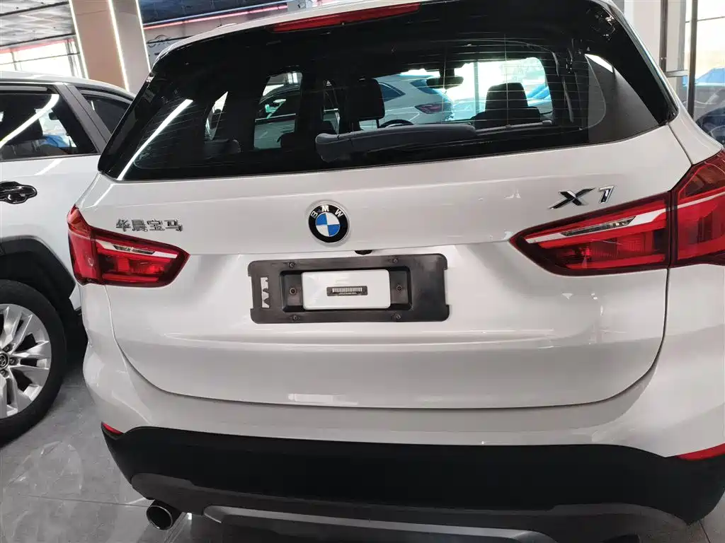 BMW X1 2017 — фото 6