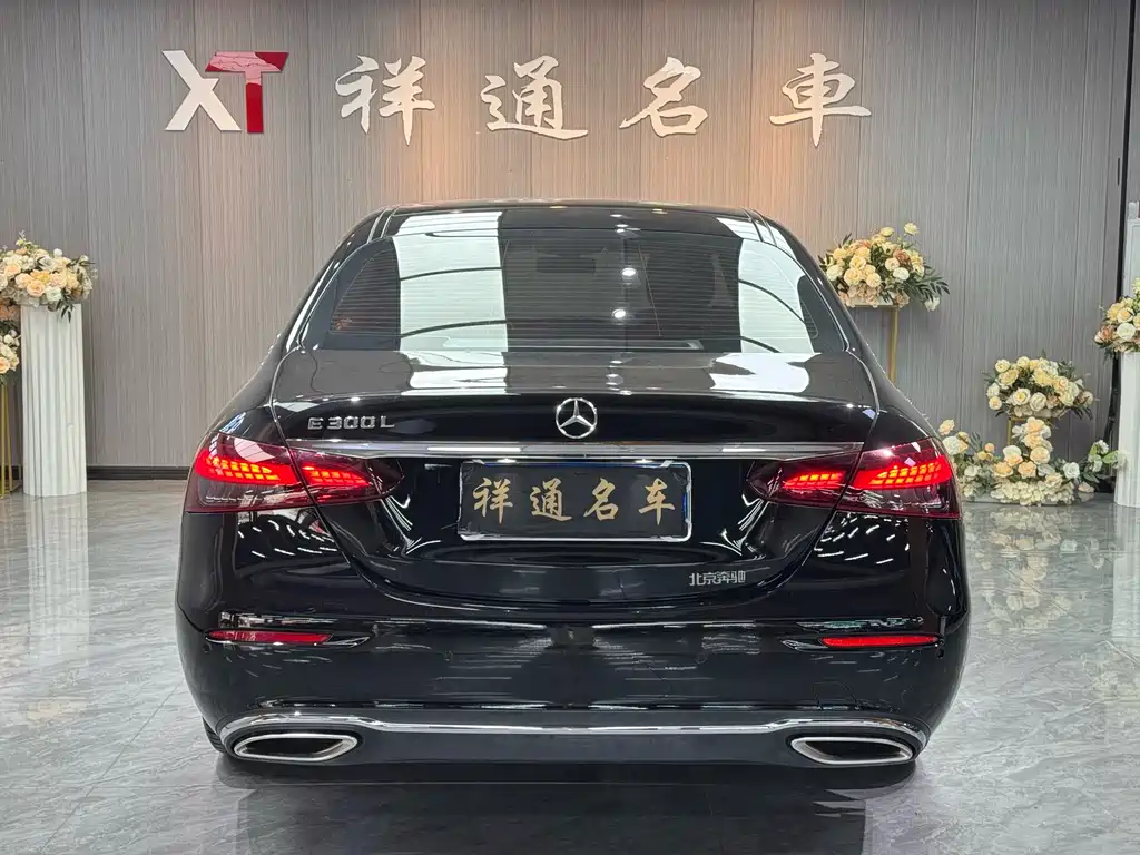 Mercedes-Benz E-Class 2023 — фото 23