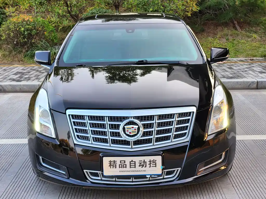 Cadillac XTS 2016 — фото 1