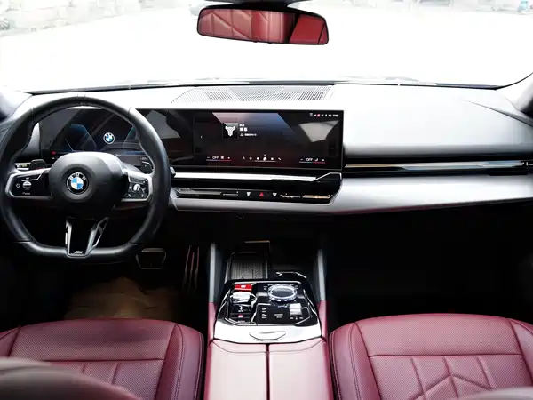BMW 5 Series 2024