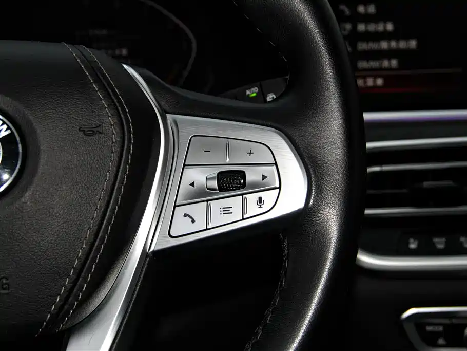 BMW X7 2022 — фото 28