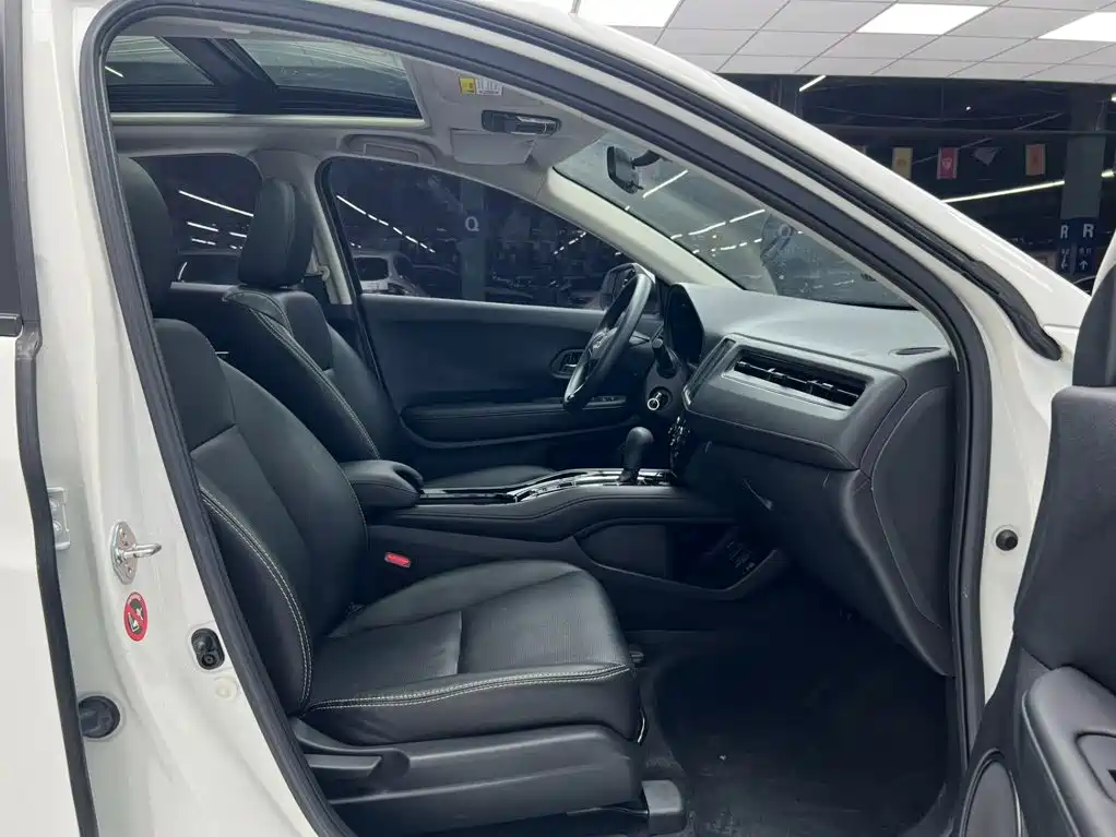 Honda Vezel 2022 — фото 16
