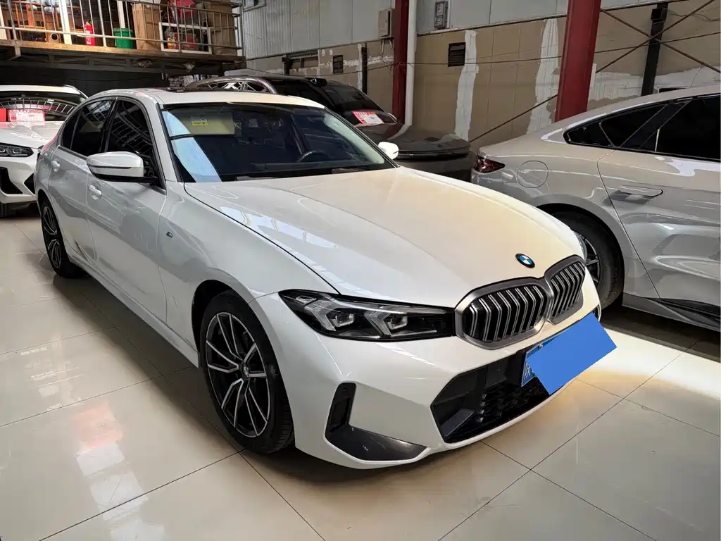 BMW 3 Series 2024