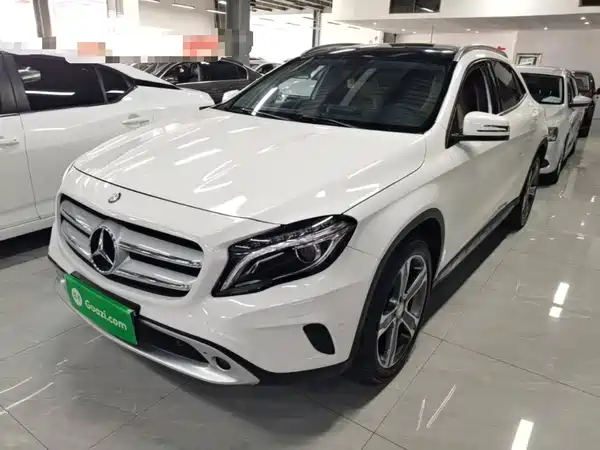 Mercedes-Benz GLA 2016
