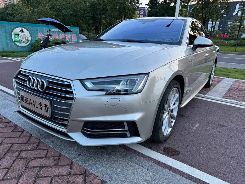 Audi A4L 2018 — фото 1
