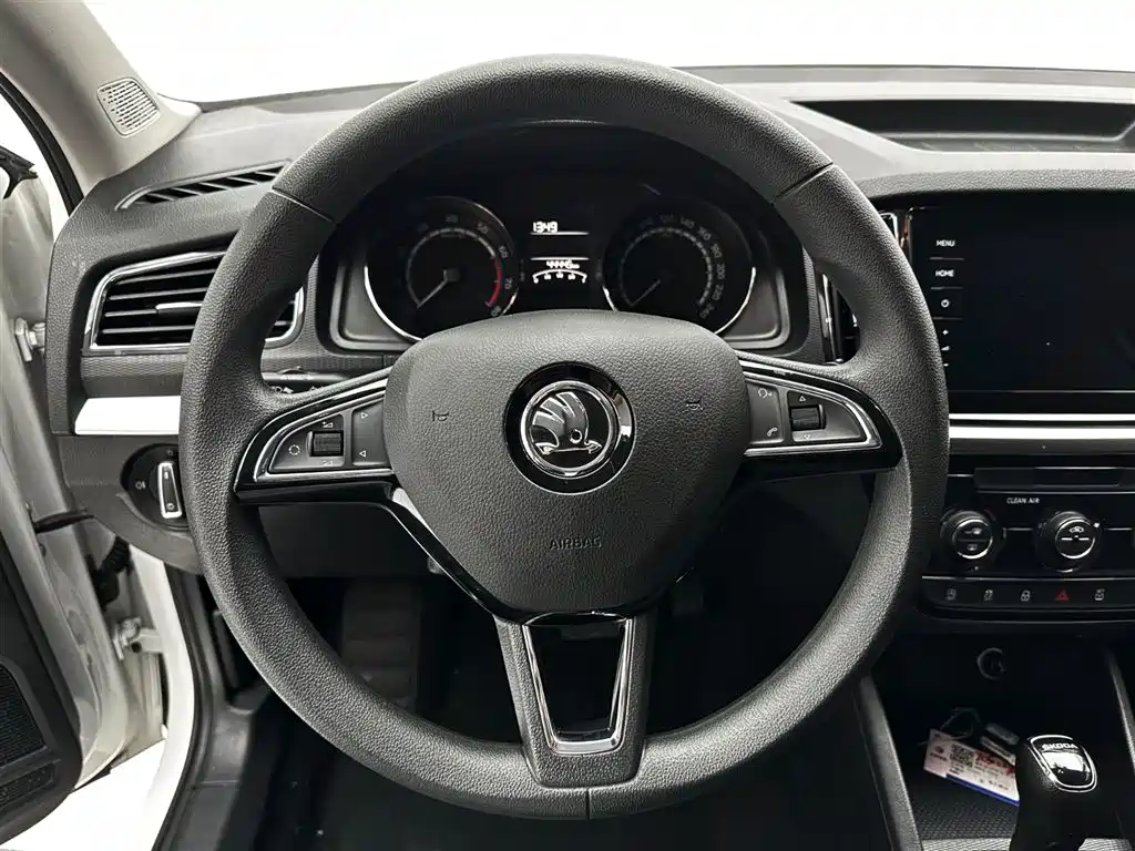 Skoda Kamiq 2022 — фото 16