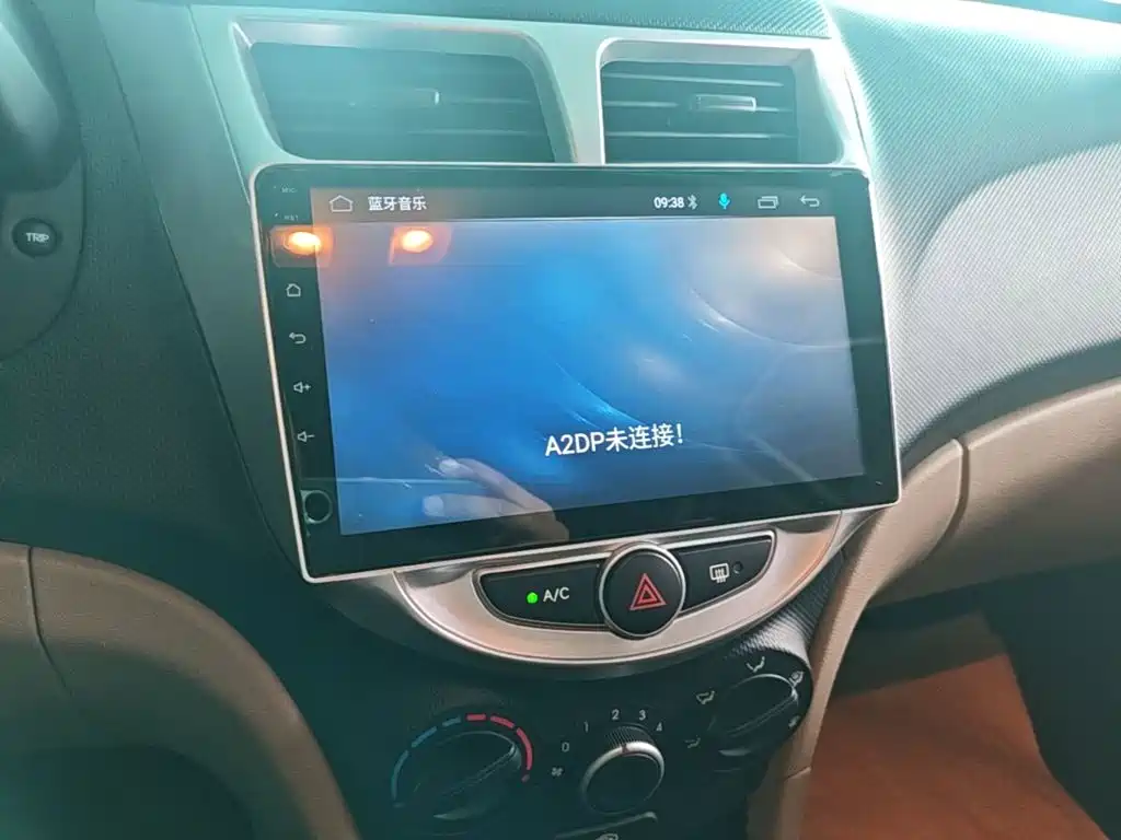 Hyundai Accent 2018 — фото 13