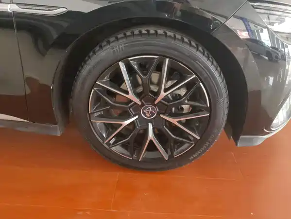 BYD Han 2025