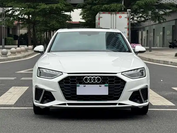 Audi A4L 2022