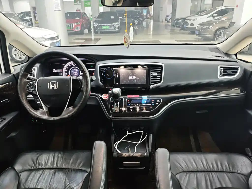 Honda Odyssey 2020 — фото 11