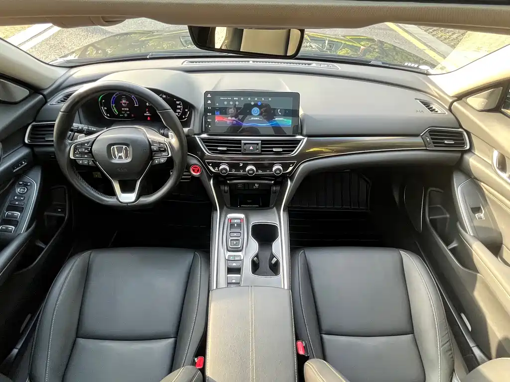 Honda Accord 2023 — фото 11