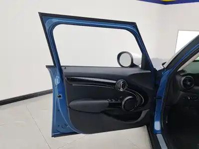 MINI MINI 2021