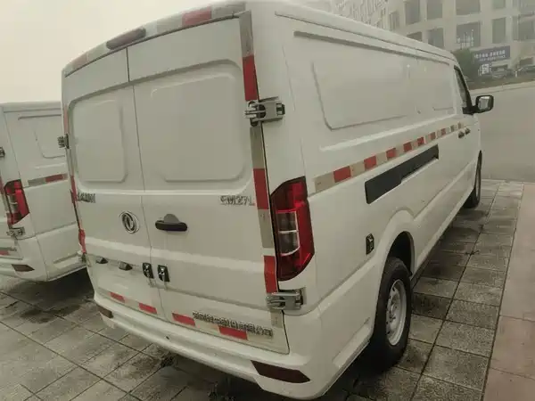 Dongfeng Yufeng EM27 2024