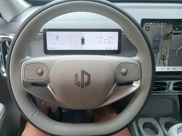 Leapmotor B10 2025