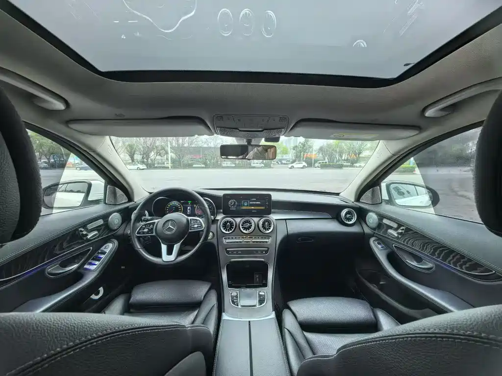 Mercedes-Benz C-Class 2019 — фото 5
