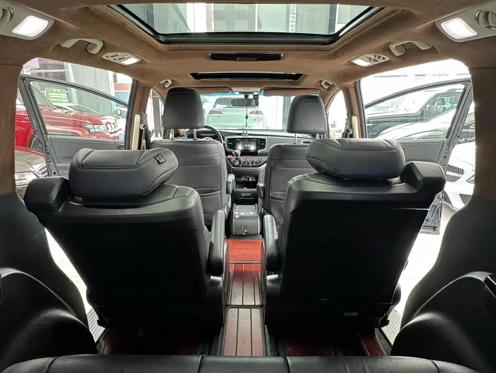 Honda Odyssey 2019 — фото 17