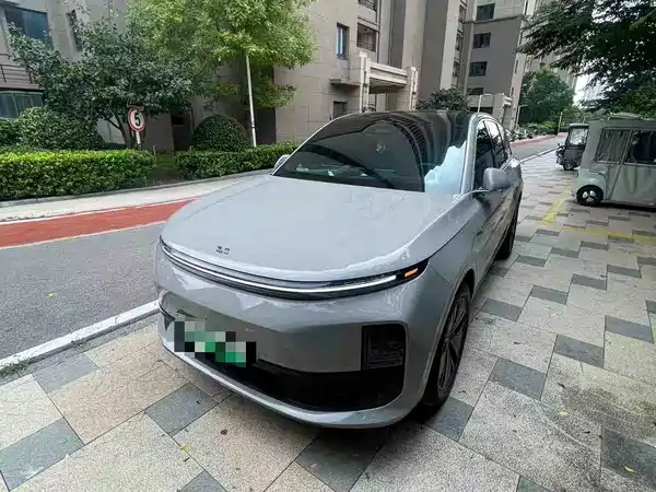 Li Auto L6 2024