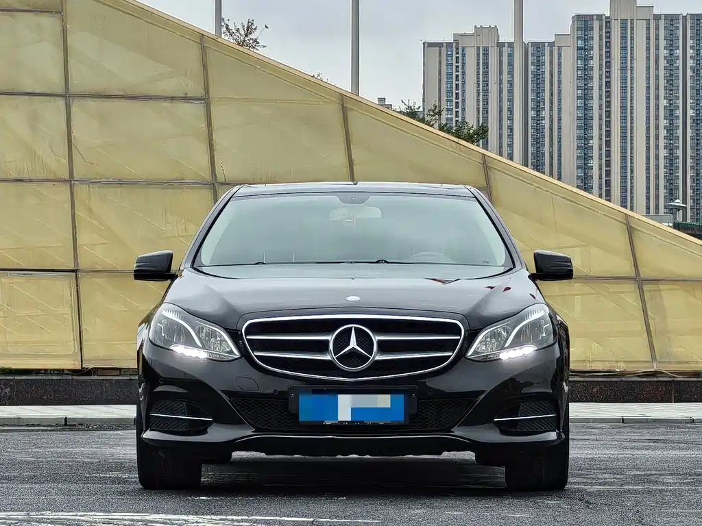 Mercedes-Benz E-Class 2013 — фото 2