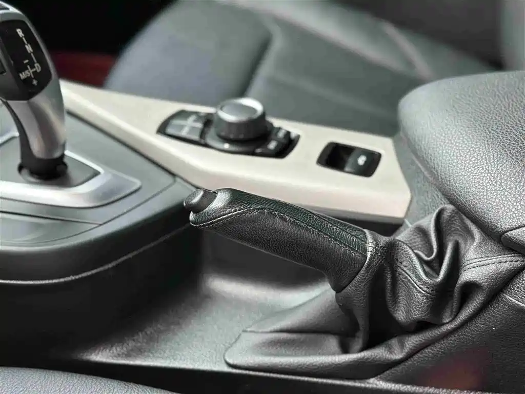 BMW 2 Series 2017 — фото 13