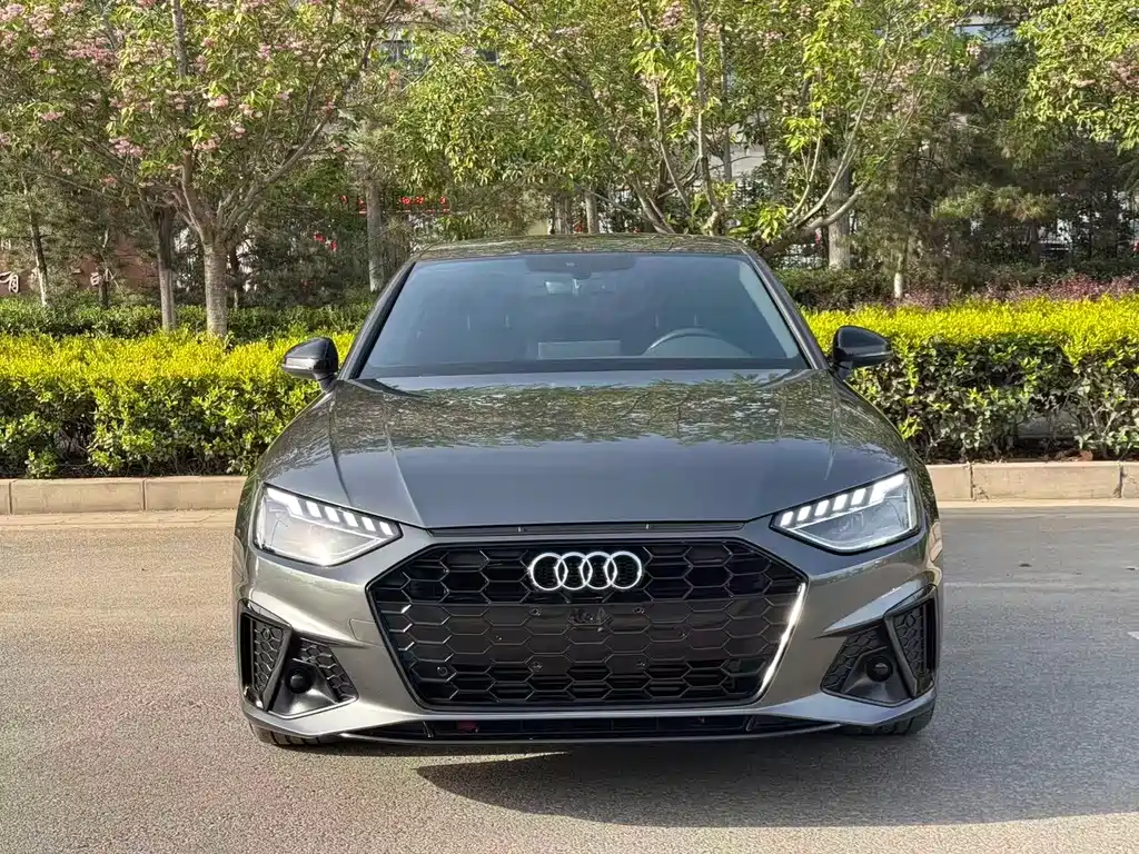 Audi A4L 2023 — фото 2