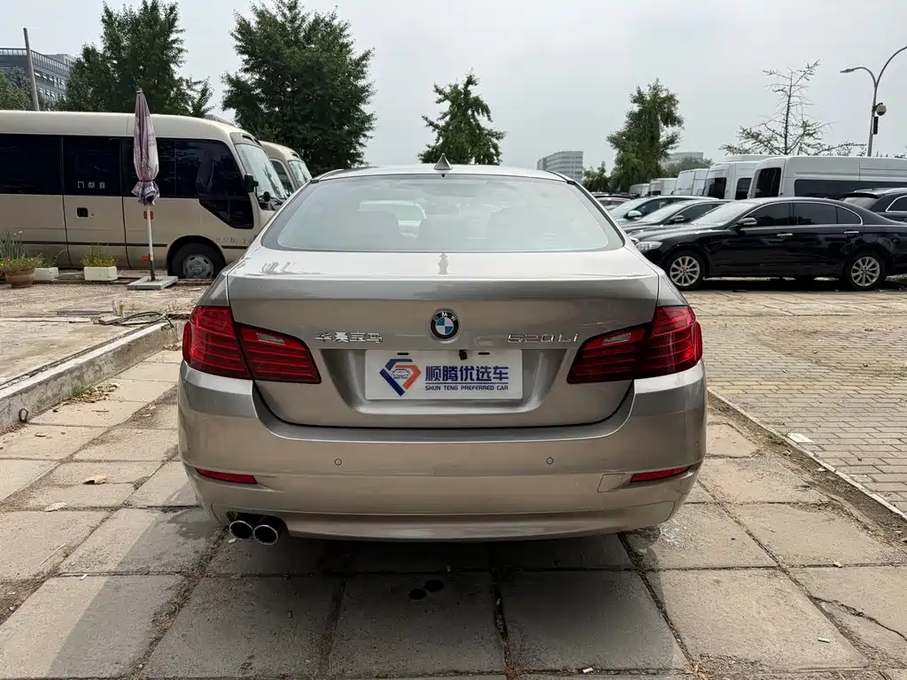 BMW 5 Series 2016
