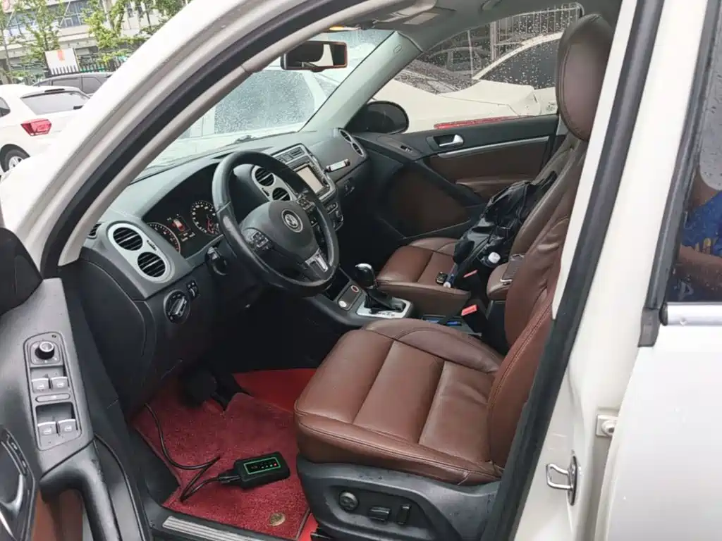Volkswagen Tiguan 2015 — фото 15
