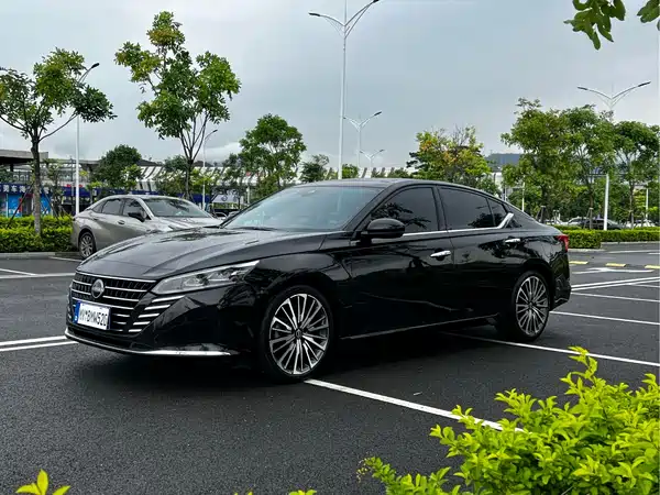 Nissan Teana 2022