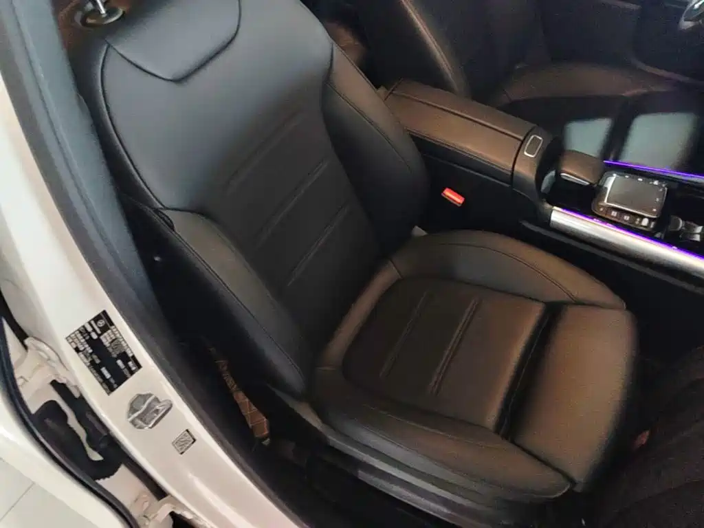 Mercedes-Benz GLA 2023 — фото 25
