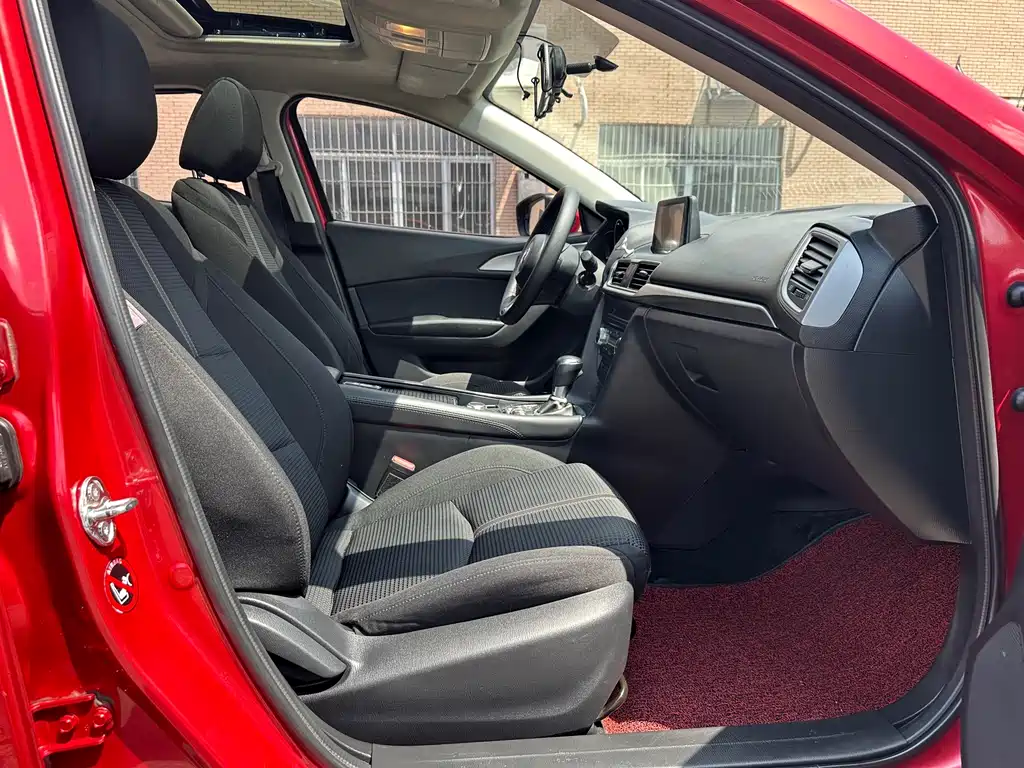 Mazda 3 Angkesela 2018 — фото 13