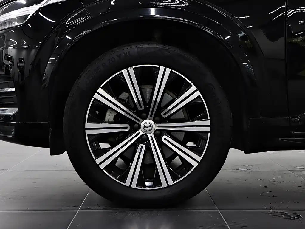 Volvo XC90 2021 — фото 8