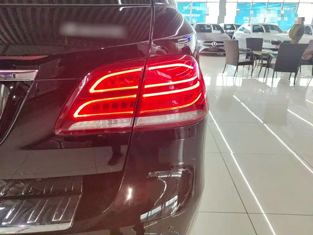 Mercedes-Benz GLE 2017 — фото 8