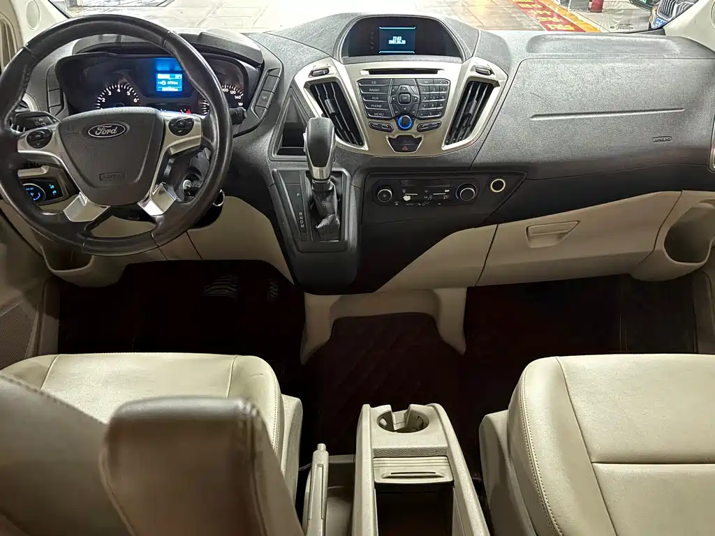 Ford Tourneo 2017 — фото 8