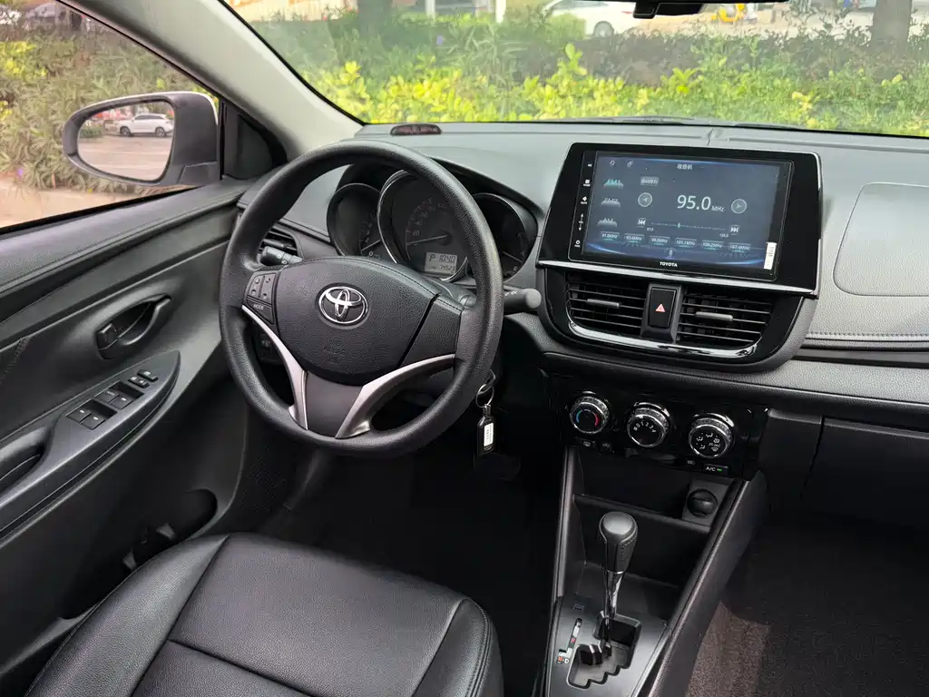 Toyota Vios 2021 — фото 15