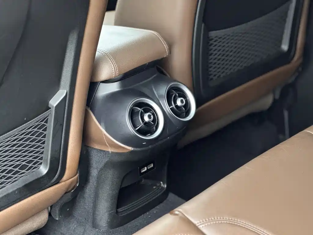 Alfa Romeo Stelvio 2019 — фото 14