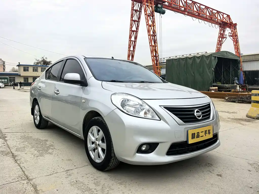 Nissan Sunny 2011 — фото 3