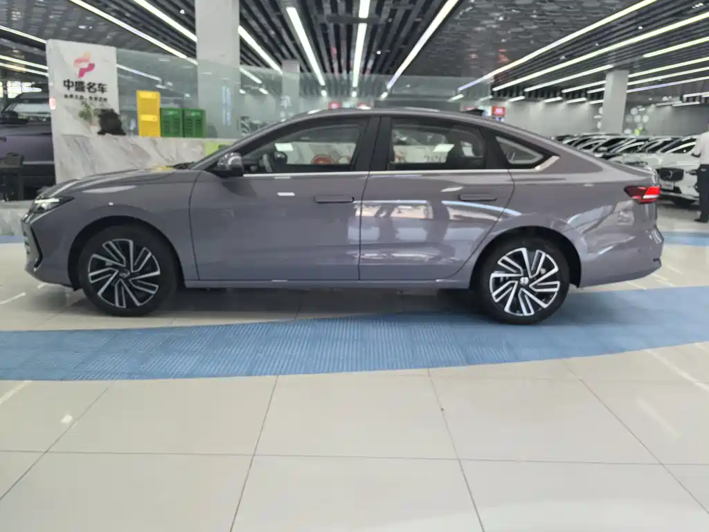 Volkswagen Lavida 2025