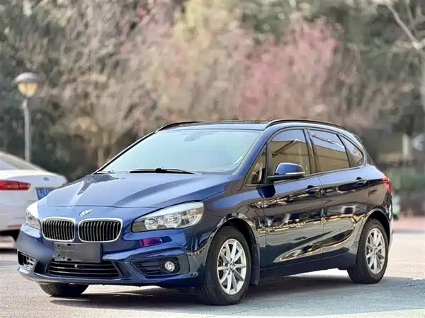 BMW 2 Series Station Wagon 2016