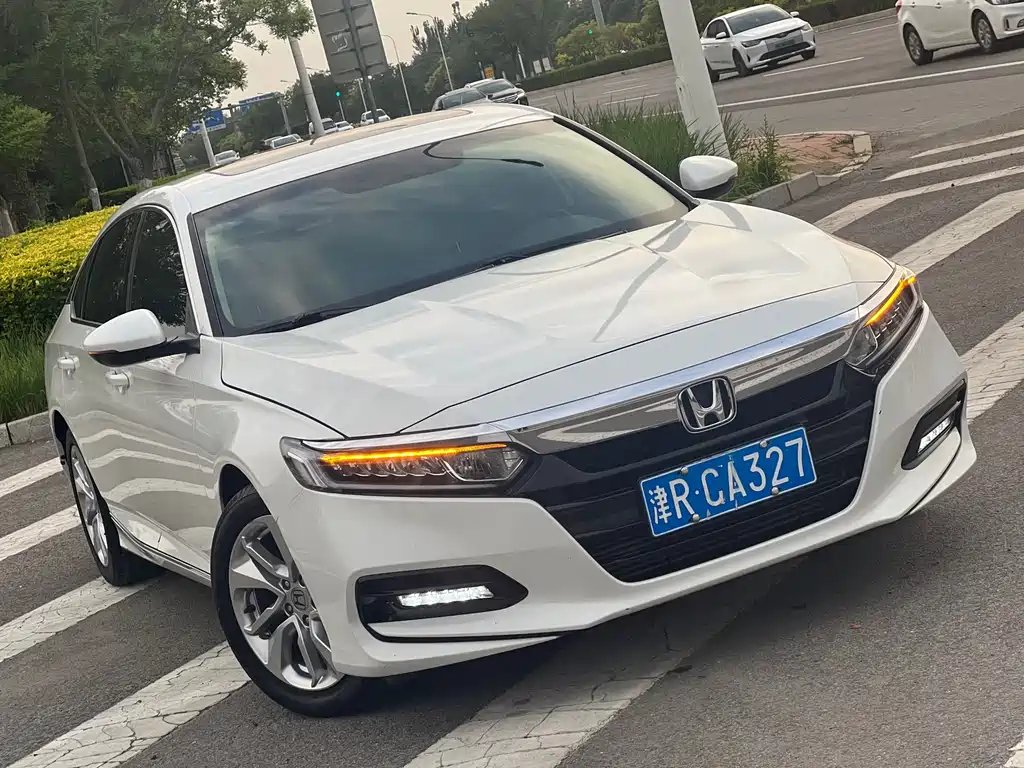 Honda Accord 2021 — фото 16