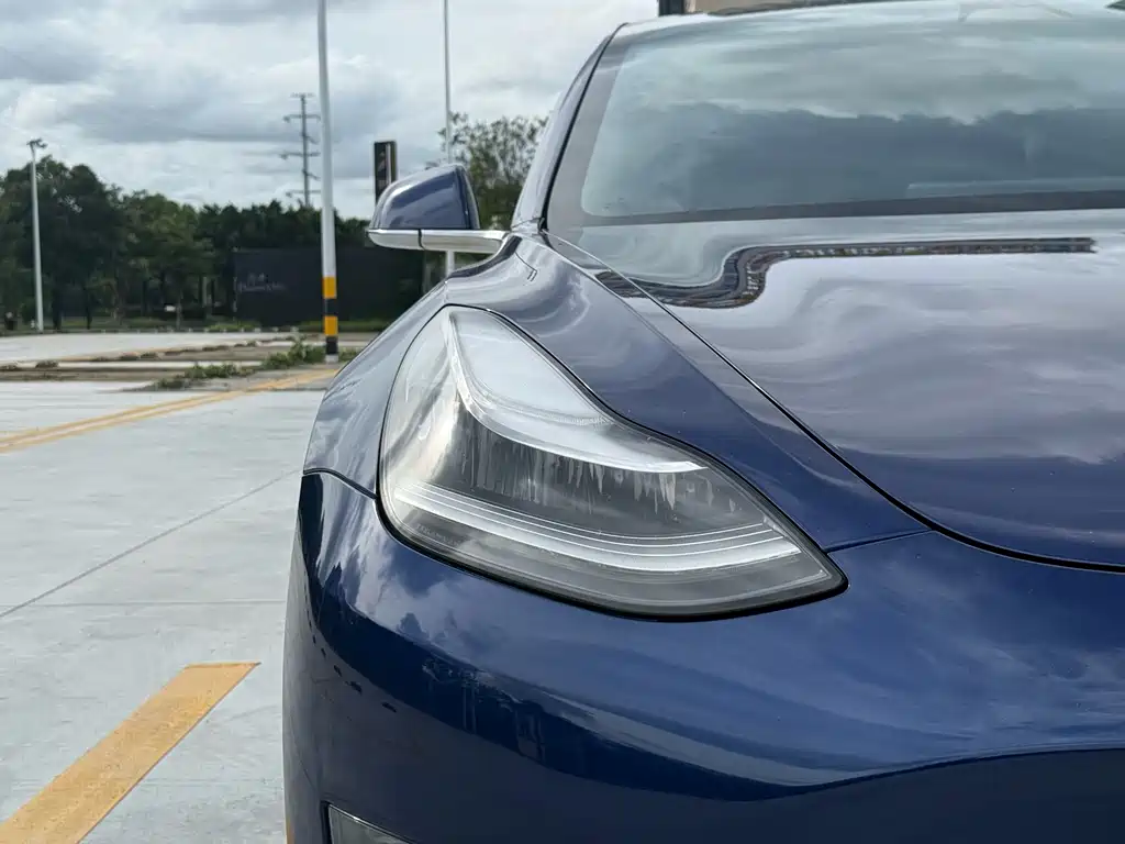 Tesla Model 3 2020 — фото 10