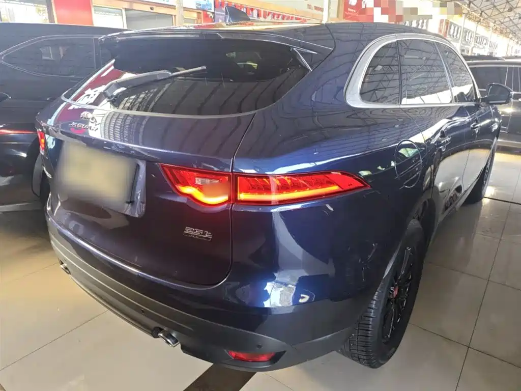 Jaguar F-PACE 2019 — фото 23
