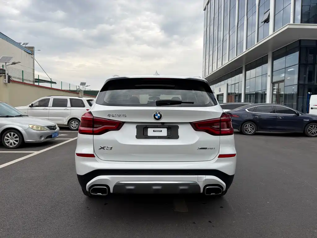 BMW X3 2021 — фото 16
