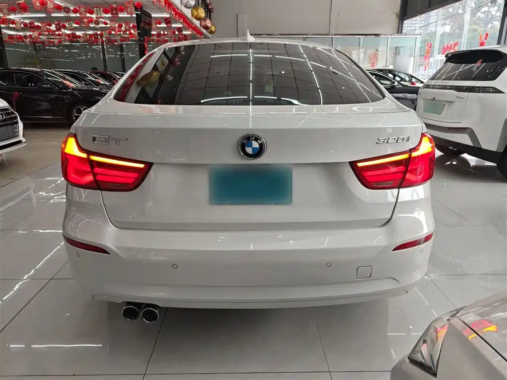 BMW 3 Series GT 2017 — фото 6