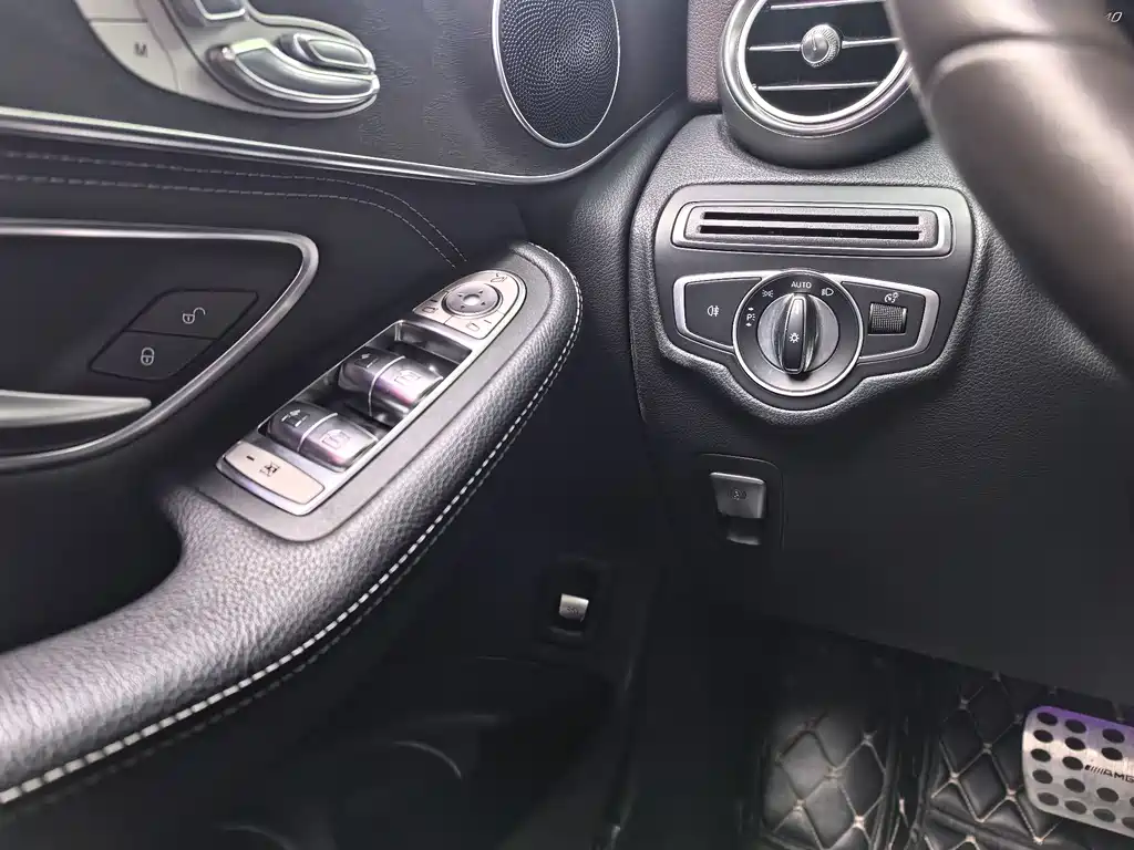 Mercedes-Benz GLC 2020 — фото 16